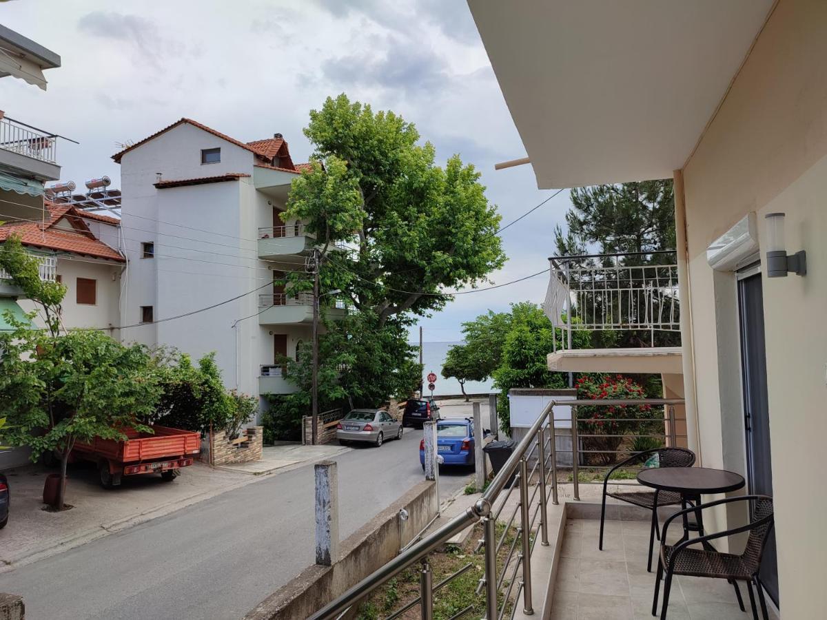 Estrella Rooms Nea Kallikrateia Exteriér fotografie